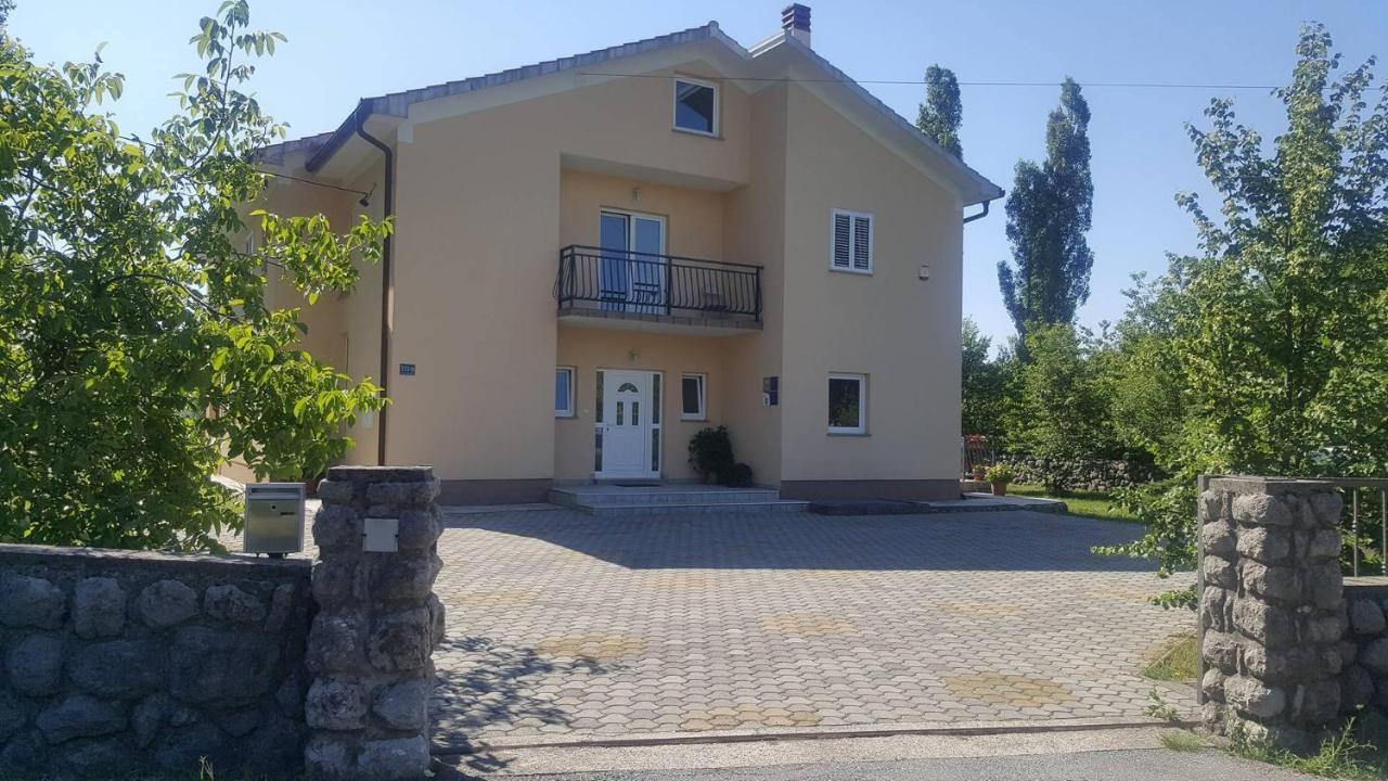 Apartments Barbara Podhum Exterior photo